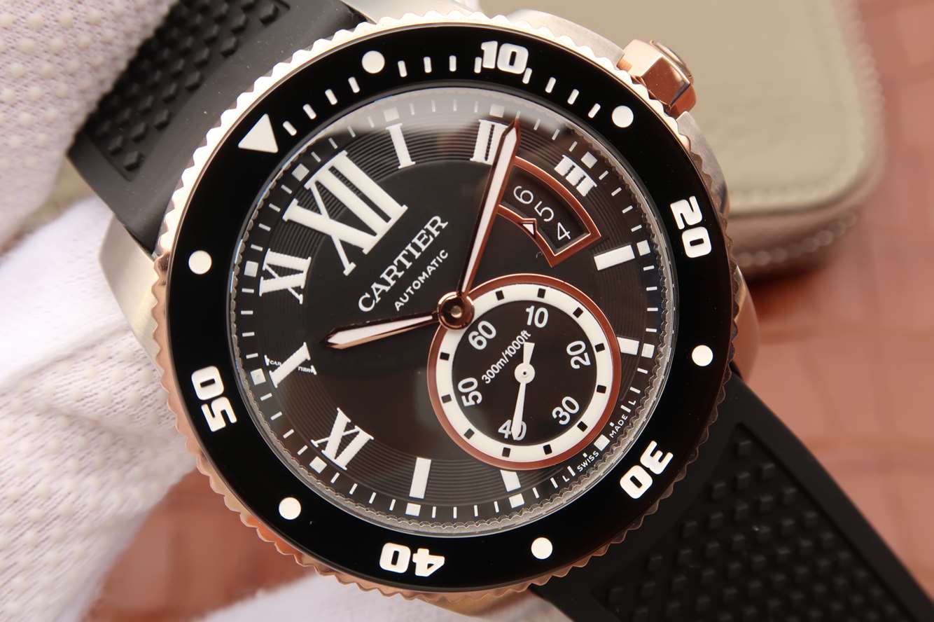 卡地亚CALIBRE DE CARTIER 系列W7100055腕表